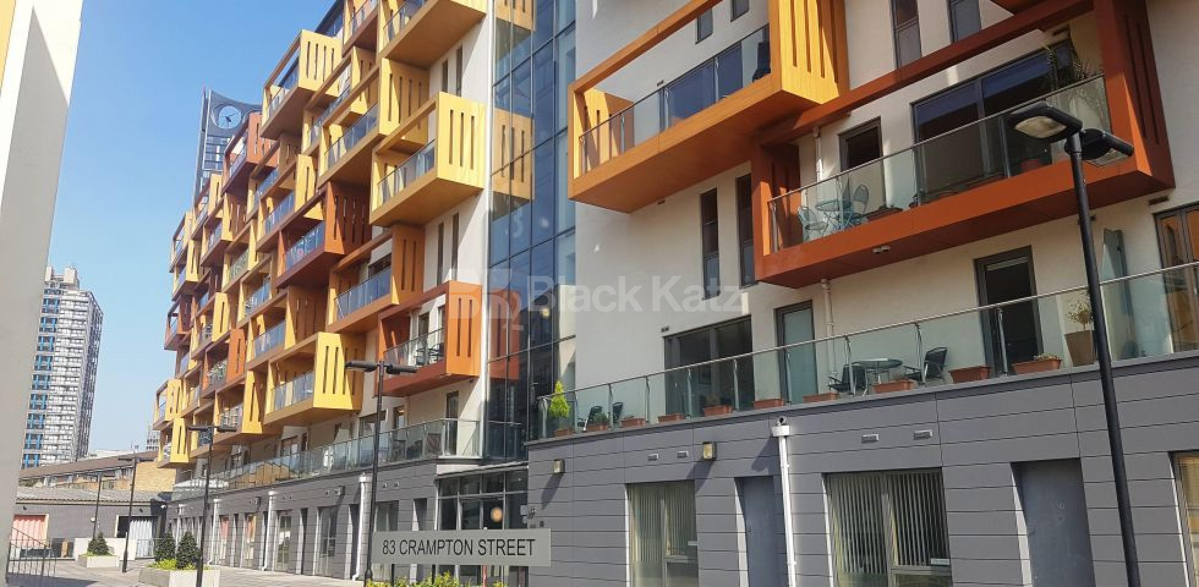 			UNDER OFFER , 1 Bedroom, 1 bath, 1 reception Penthouse			 O Central. Crampton Street, Elephant and Castle/Kennington SE17