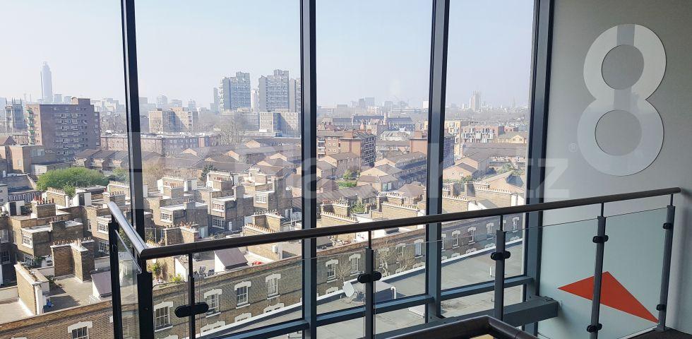 			UNDER OFFER, Studio Apartment, 1 bath, 1 reception Penthouse			 'O' Central Crampton Street, Elephant and Castle