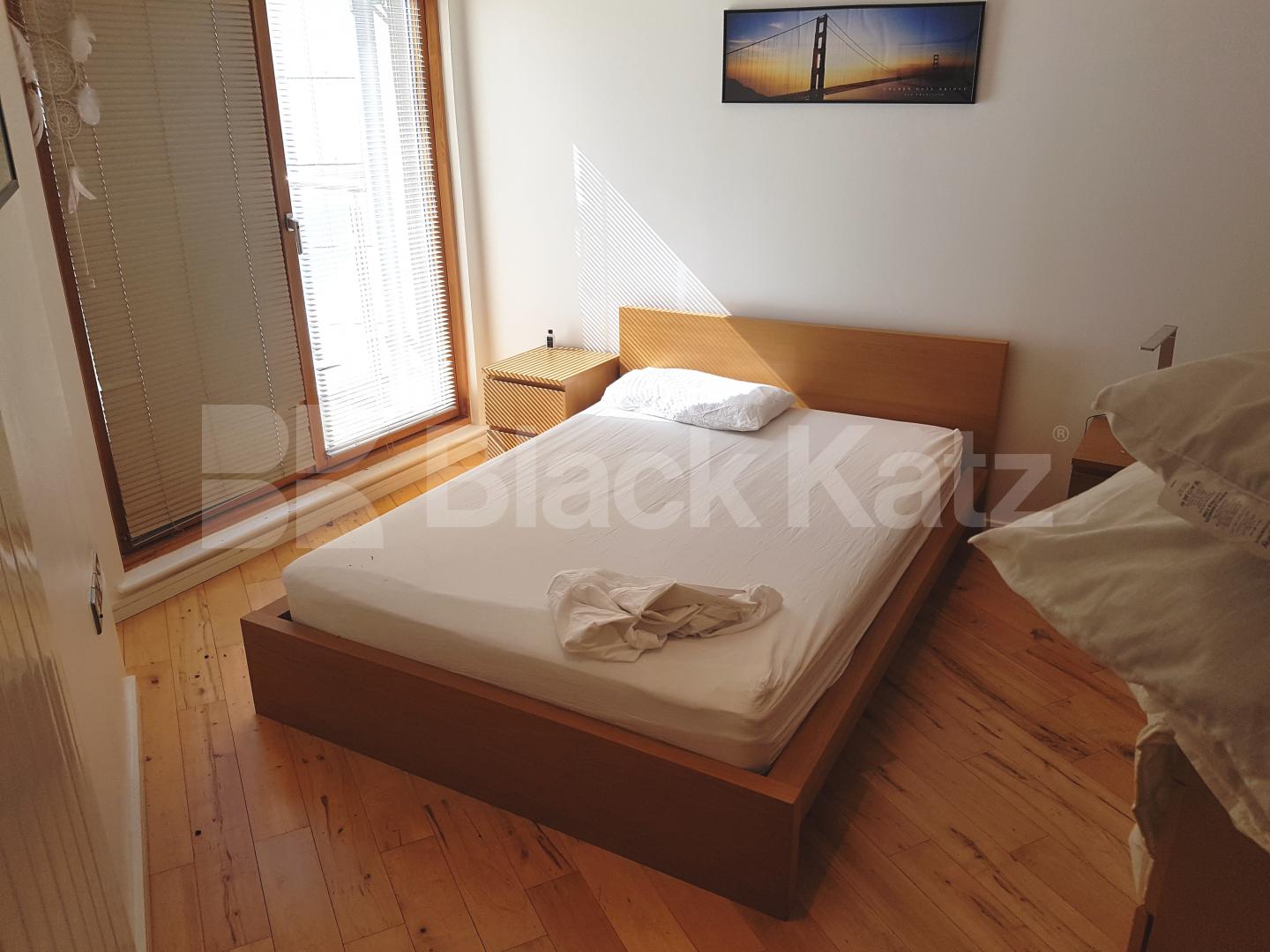 			2 Bedroom, 1 bath, 1 reception Apartment			 Kamen House, Magdalen Street , London Bridge