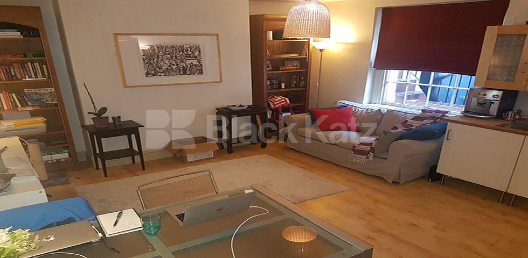 			Inclusive of gas, electric & c/tax.  , 1 Bedroom, 1 bath, 1 reception Flat			 Mornington Terrace, REGENTS PARK