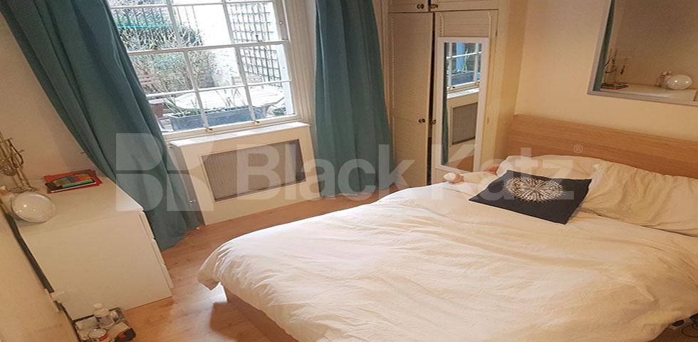 			Inclusive of gas, electric & c/tax.  , 1 Bedroom, 1 bath, 1 reception Flat			 Mornington Terrace, REGENTS PARK