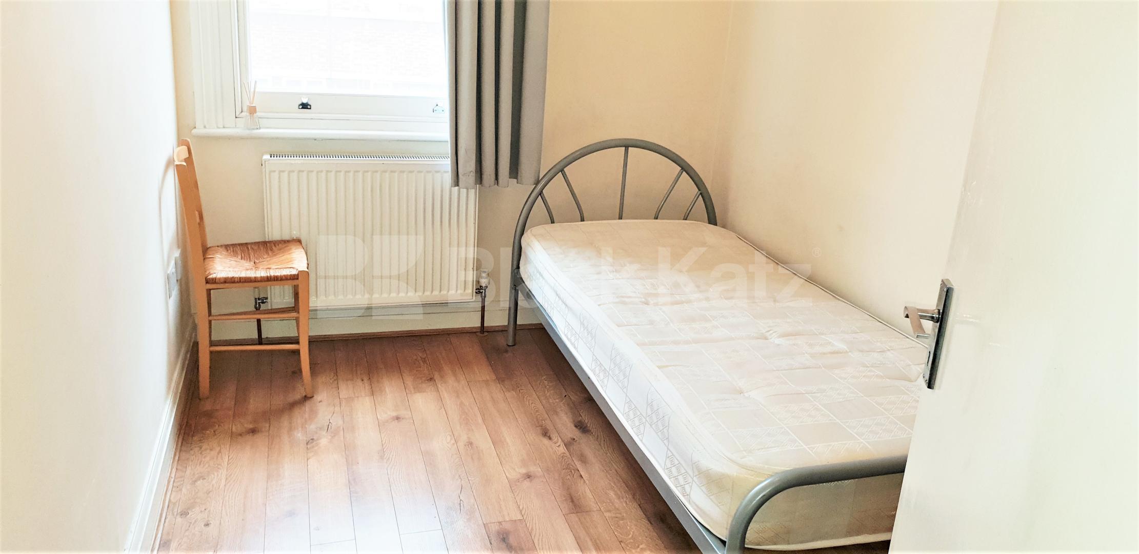 			INCLUSIVE OF WATER, GAS & ELECTRICITY, Studio Apartment, 1 bath, 1 reception Flat			 North End Road, West Kensington
