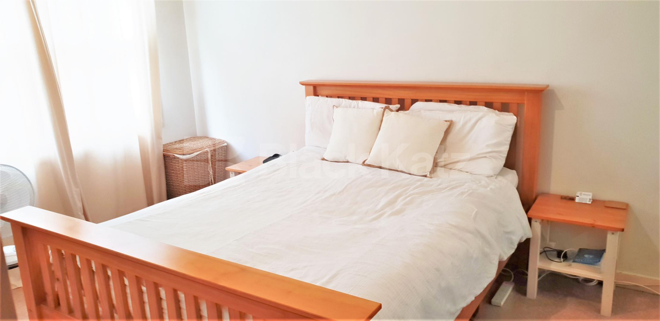 			1 Bedroom, 1 bath, 1 reception Flat			 Holley Road, WENDELL PARK