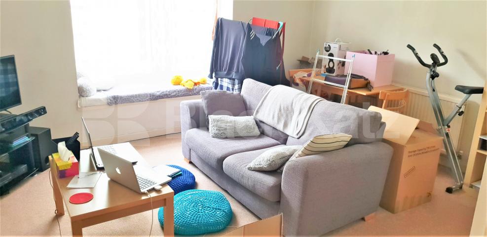 			1 Bedroom, 1 bath, 1 reception Flat			 Holley Road, WENDELL PARK