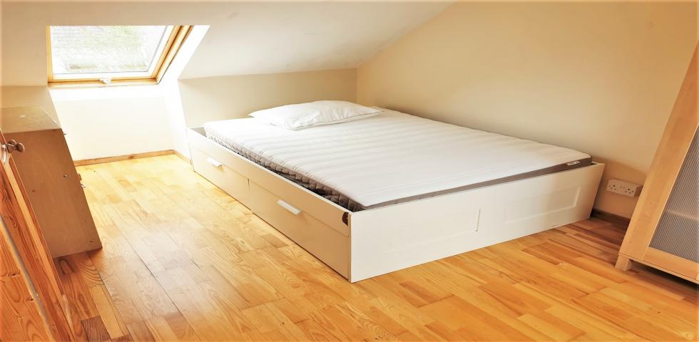 			3 Bedroom, 1 bath, 1 reception Flat			 Fordwych Road, WEST HAMPSTEAD