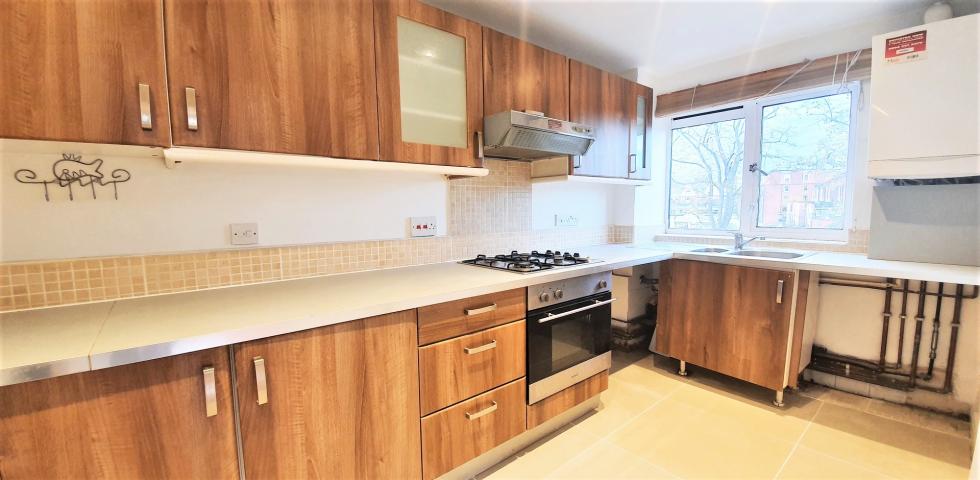 			2 Bedroom, 1 bath, 1 reception Apartment			 Iverson Road, WEST HAMPSTEAD