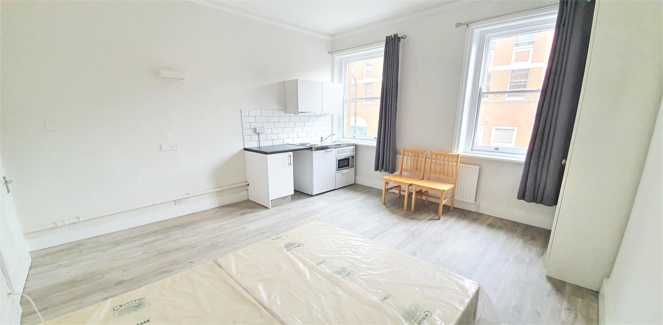 			BEDSIT APARTMENT, Studio Apartment, 1 bath, 1 reception Apartment			 Lymington Road, WEST HAMPSTEAD