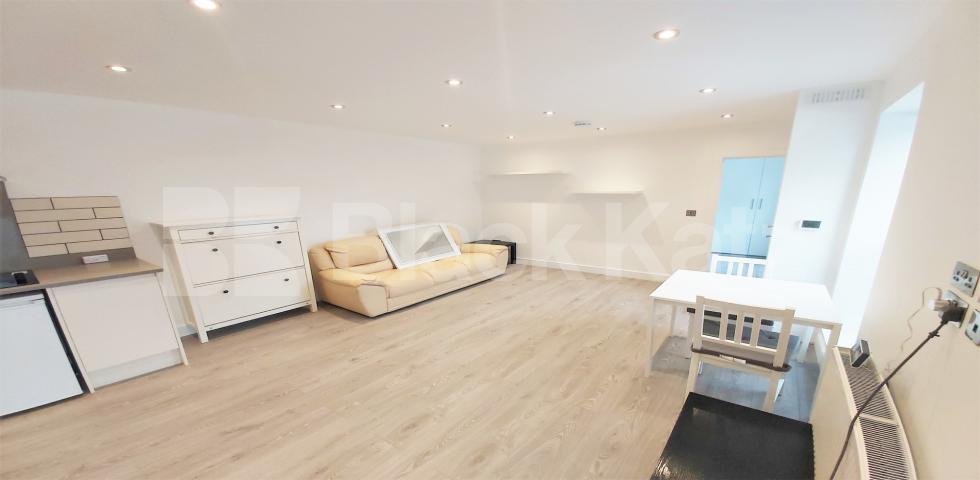 Modern Apartment Macfarlane Road, Shepherds Bush