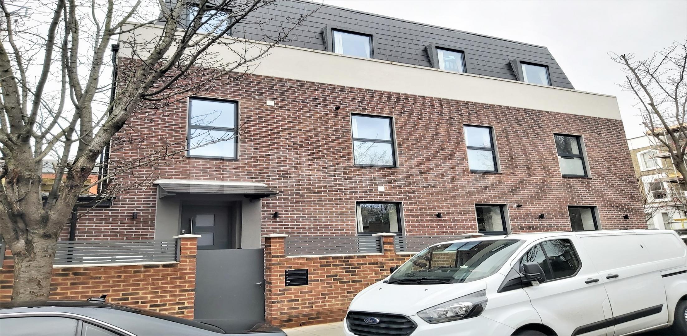 Modern Apartment Macfarlane Road, Shepherds Bush