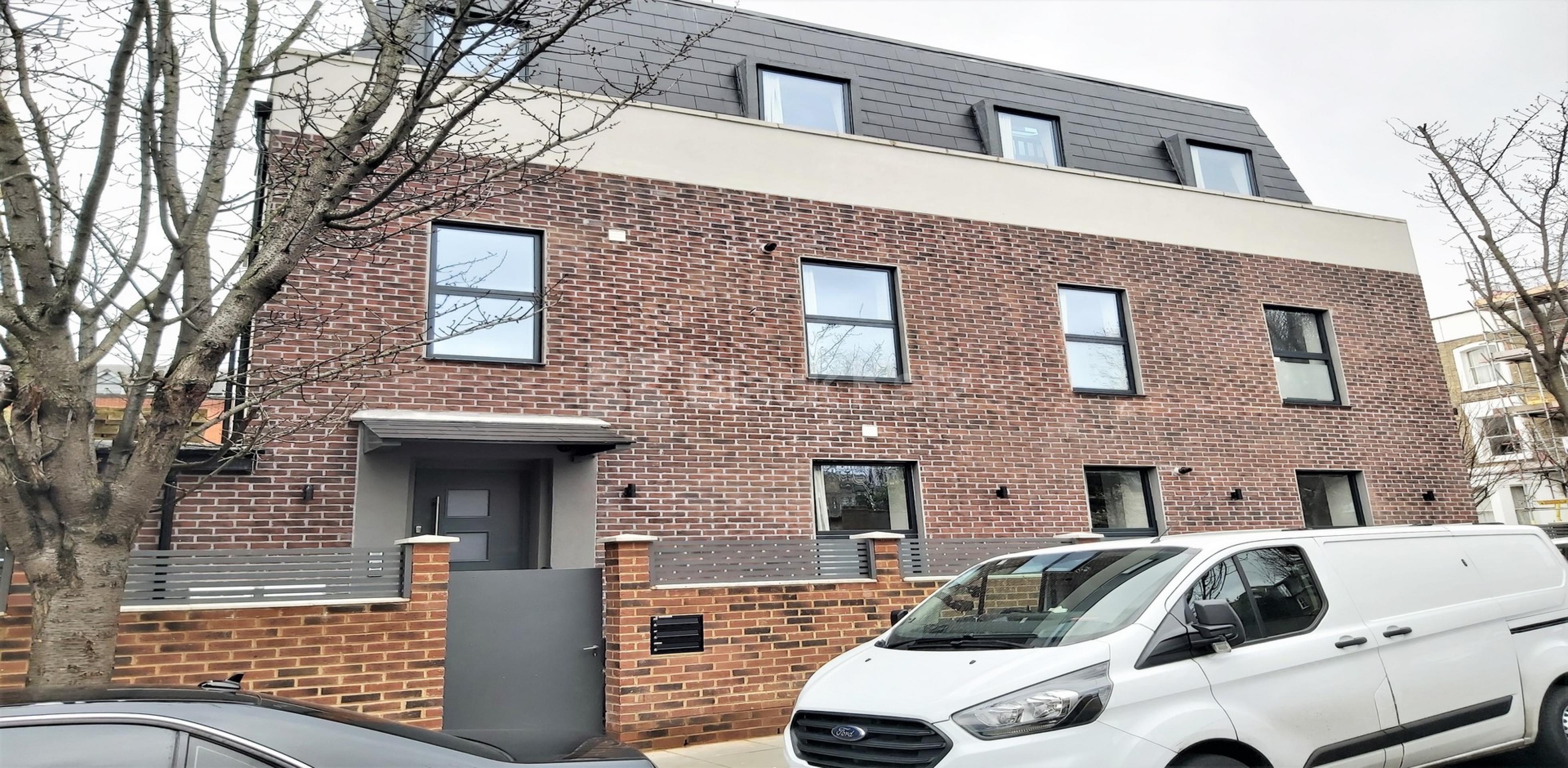 Modern Apartment Macfarlane Road, Shepherds Bush W12