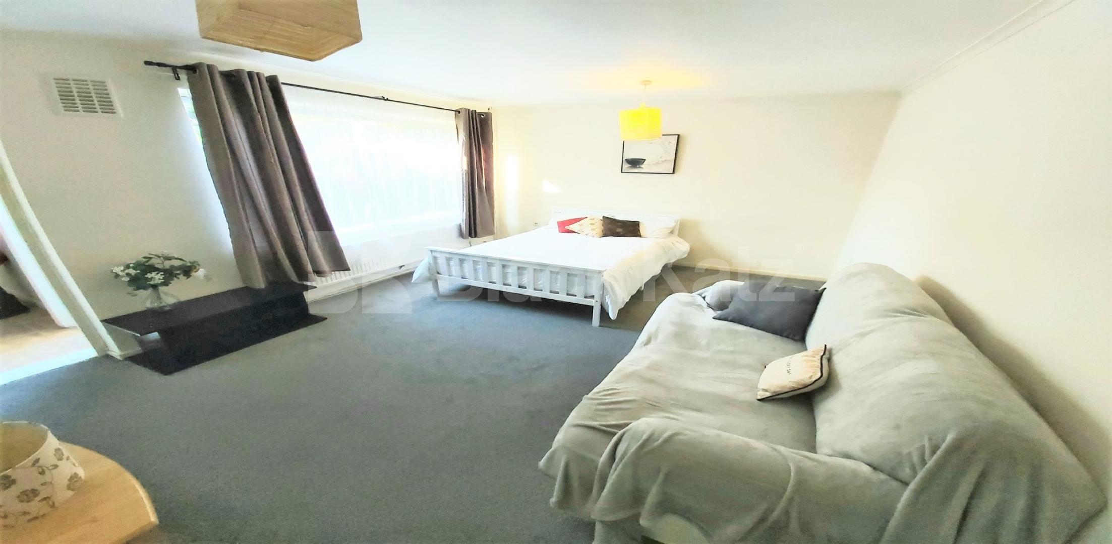 			GAS, WATER and ELECTRICITY INCLUDED, Studio Apartment, 1 bath, 1 reception Ground Floor Flat			 Wilkinson Way, ACTON CENTRAL