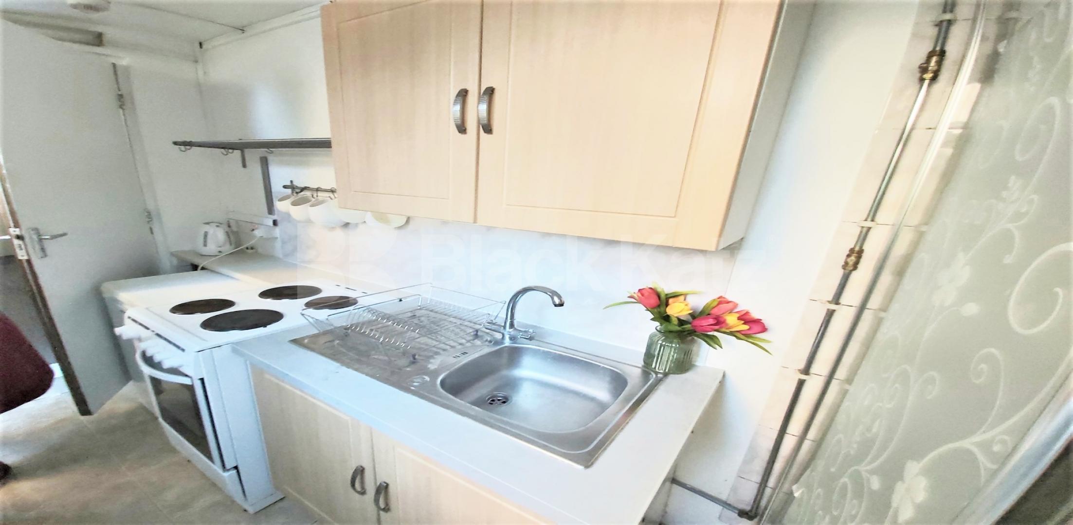			GAS, WATER and ELECTRICITY INCLUDED, Studio Apartment, 1 bath, 1 reception Ground Floor Flat			 Wilkinson Way, ACTON CENTRAL