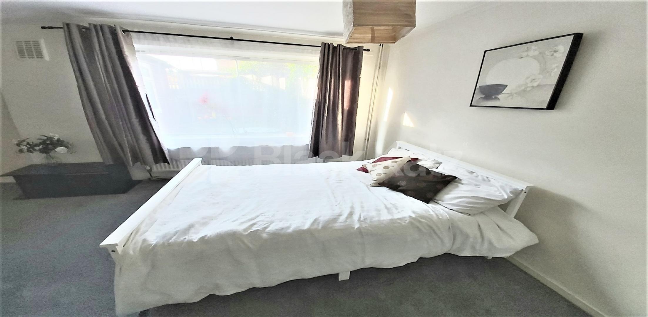 			GAS, WATER and ELECTRICITY INCLUDED, Studio Apartment, 1 bath, 1 reception Ground Floor Flat			 Wilkinson Way, ACTON CENTRAL