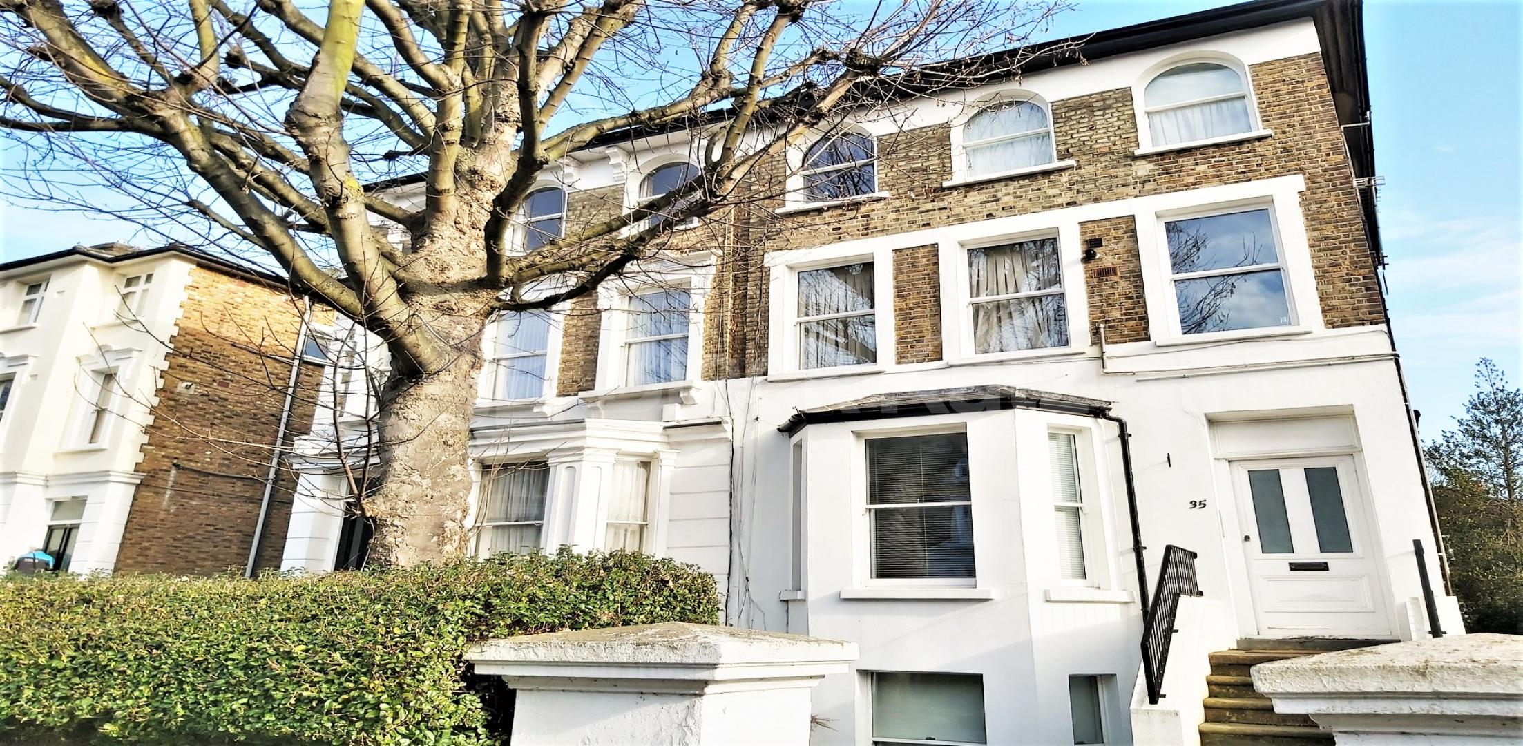 			3 Bedroom, 1 bath, 1 reception Flat			 Windsor Road , EALING BROADWAY 