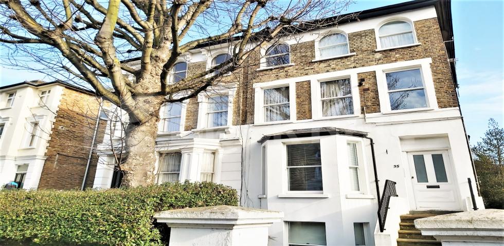 			3 Bedroom, 1 bath, 1 reception Flat			 Windsor Road , EALING BROADWAY 