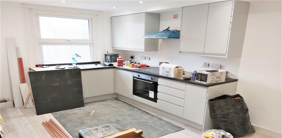 			NEWLY REFURBISHED, 2 Bedroom, 1 bath, 1 reception Apartment			 Deacon Road , DOLLIS HILL