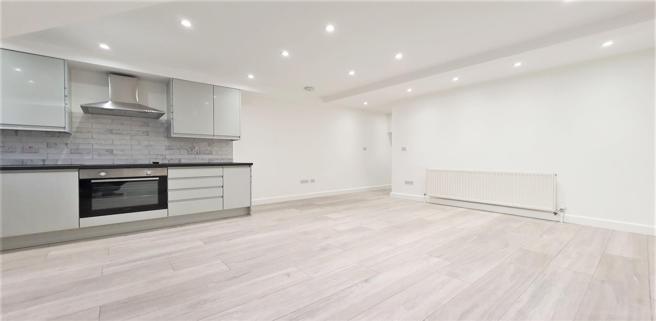 			2 Bedroom, 1 bath, 1 reception Apartment			 Deacon Road , DOLLIS HILL