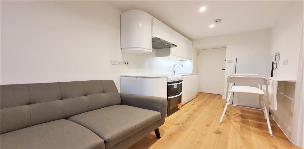 			1 Bedroom, 1 bath, 1 reception Apartment			 Agamemnon Road, WEST HAMPSTEAD