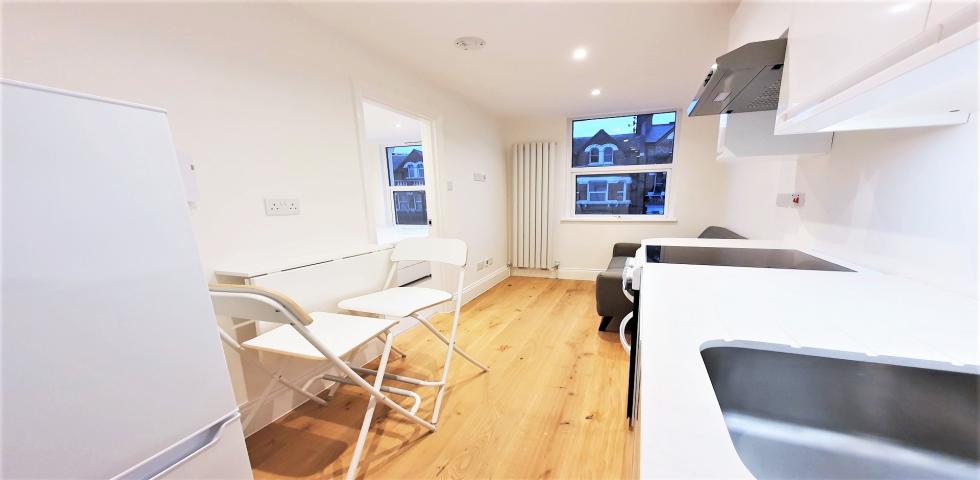 			1 Bedroom, 1 bath, 1 reception Apartment			 Agamemnon Road, WEST HAMPSTEAD