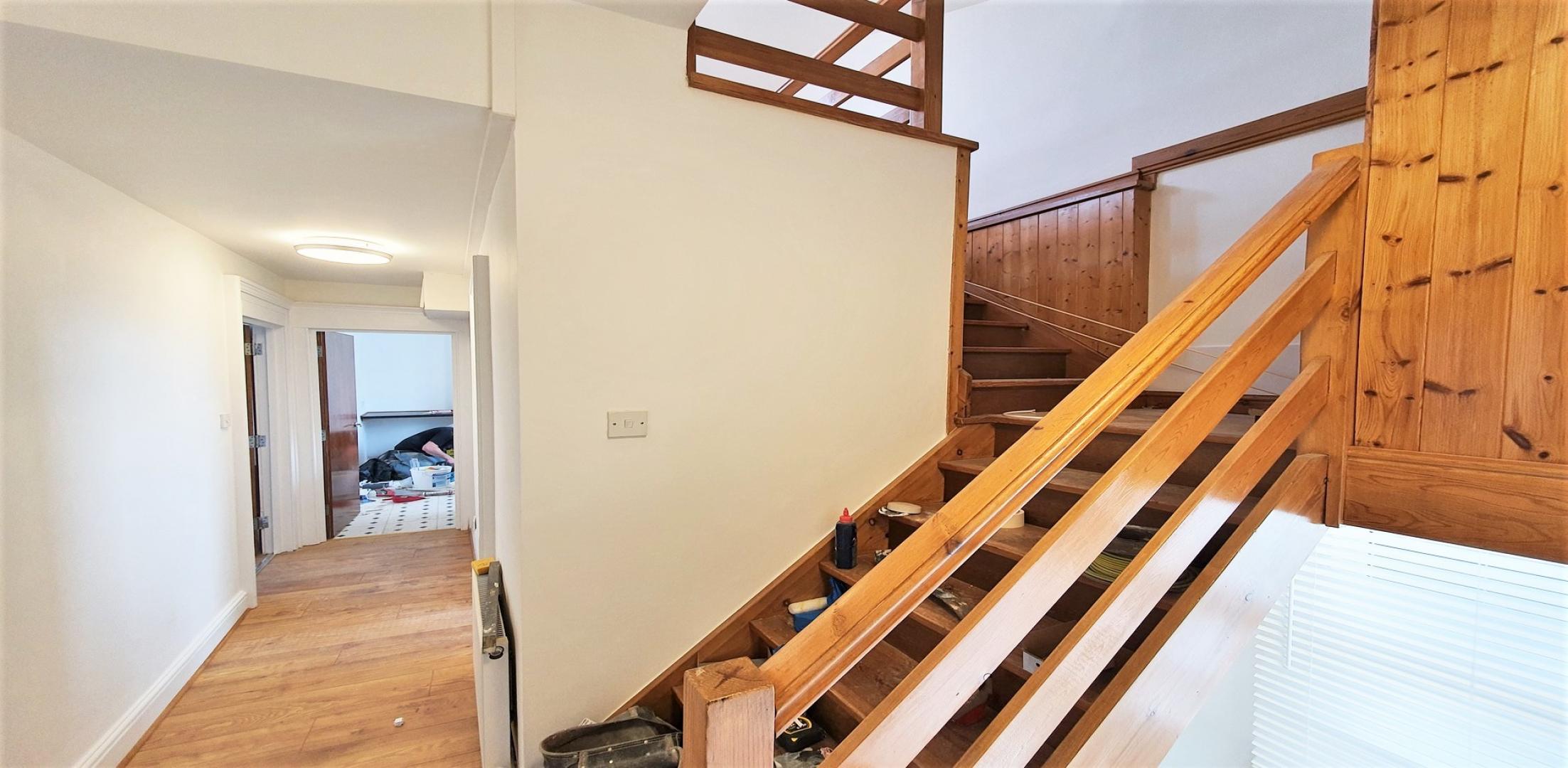 			3 Bedroom, 1 bath, 1 reception Flat			 Kilburn Lane , KENSAL GREEN