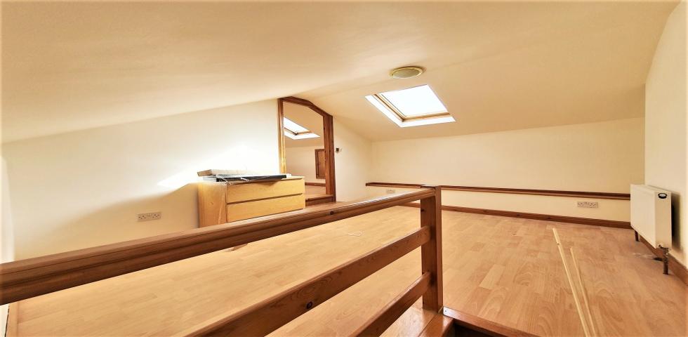 			3 Bedroom, 1 bath, 1 reception Flat			 Kilburn Lane , KENSAL GREEN