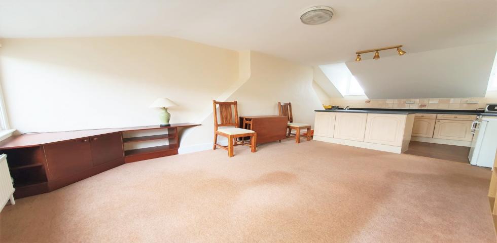 			2 Bedroom, 1 bath, 1 reception Flat			 Holmdale Road, WEST HAMPSTEAD
