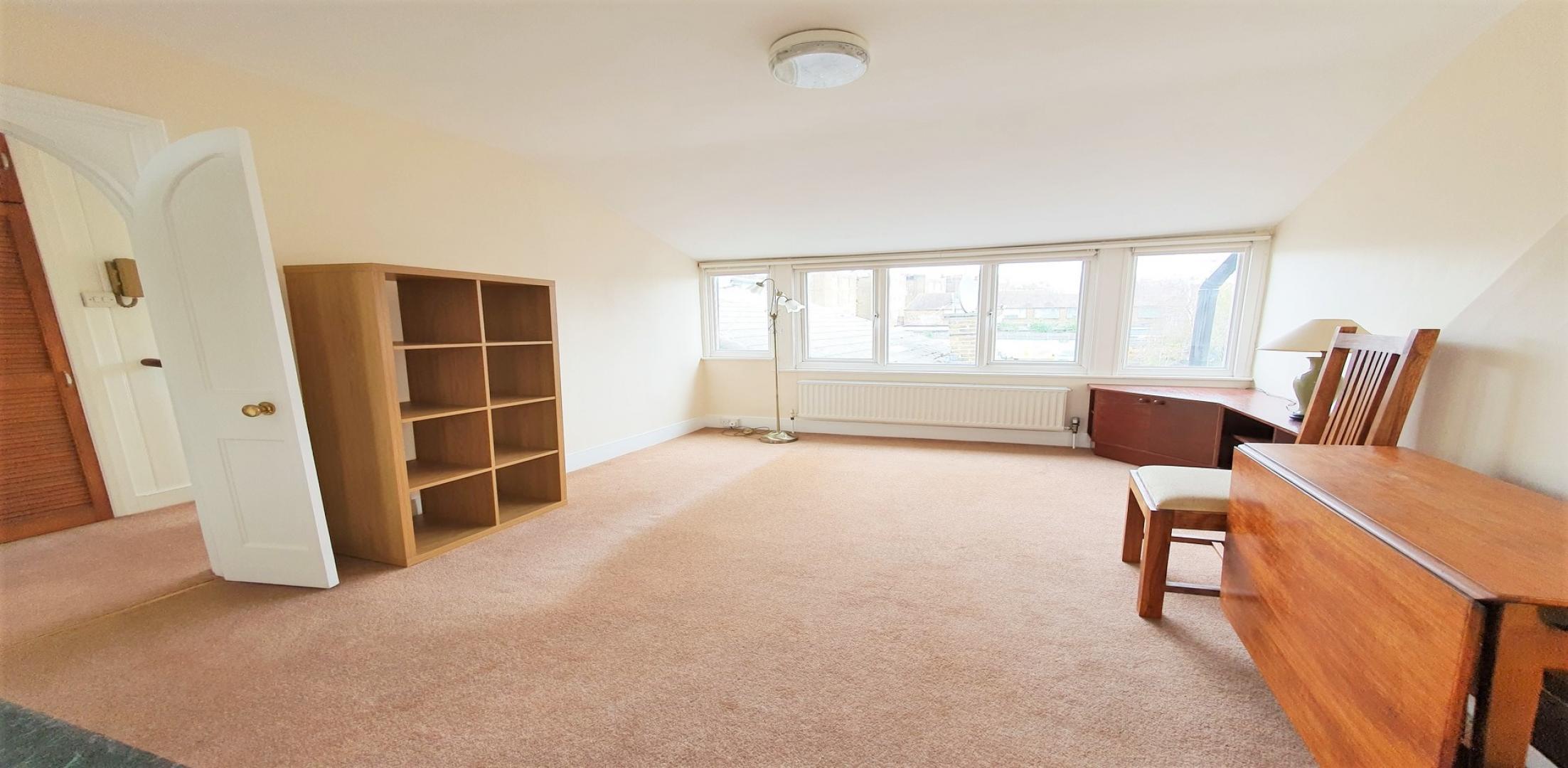 			2 Bedroom, 1 bath, 1 reception Flat			 Holmdale Road, WEST HAMPSTEAD