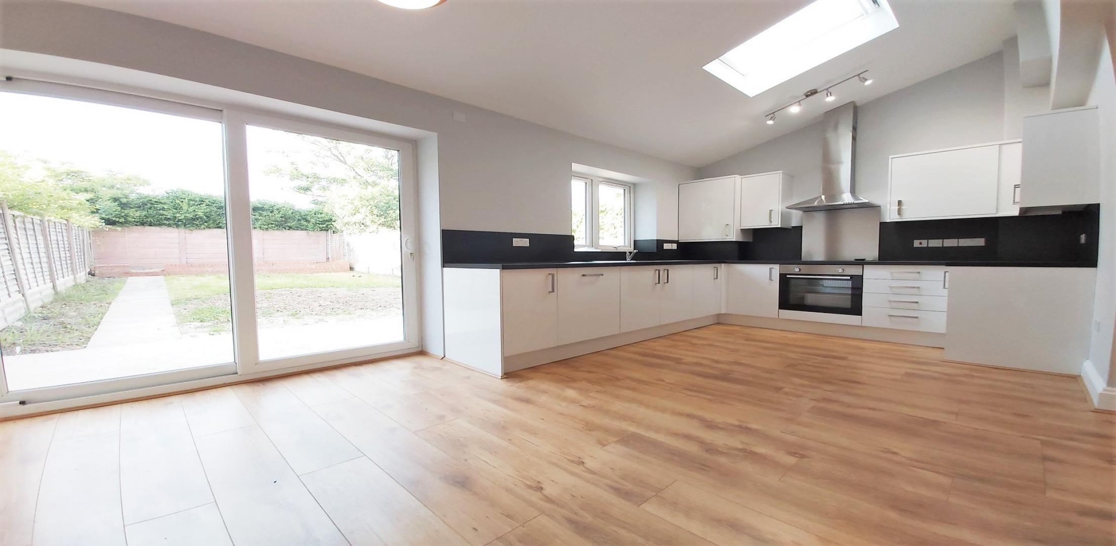 			3 BATHROOMS, PRIVATE GARDEN, 4 Bedroom, 1 bath, 1 reception House			 Mulgrave Road, DOLLIS HILL