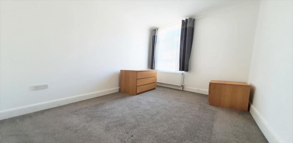 Modern Sharers Apartment Willesden Lane, Kilburn