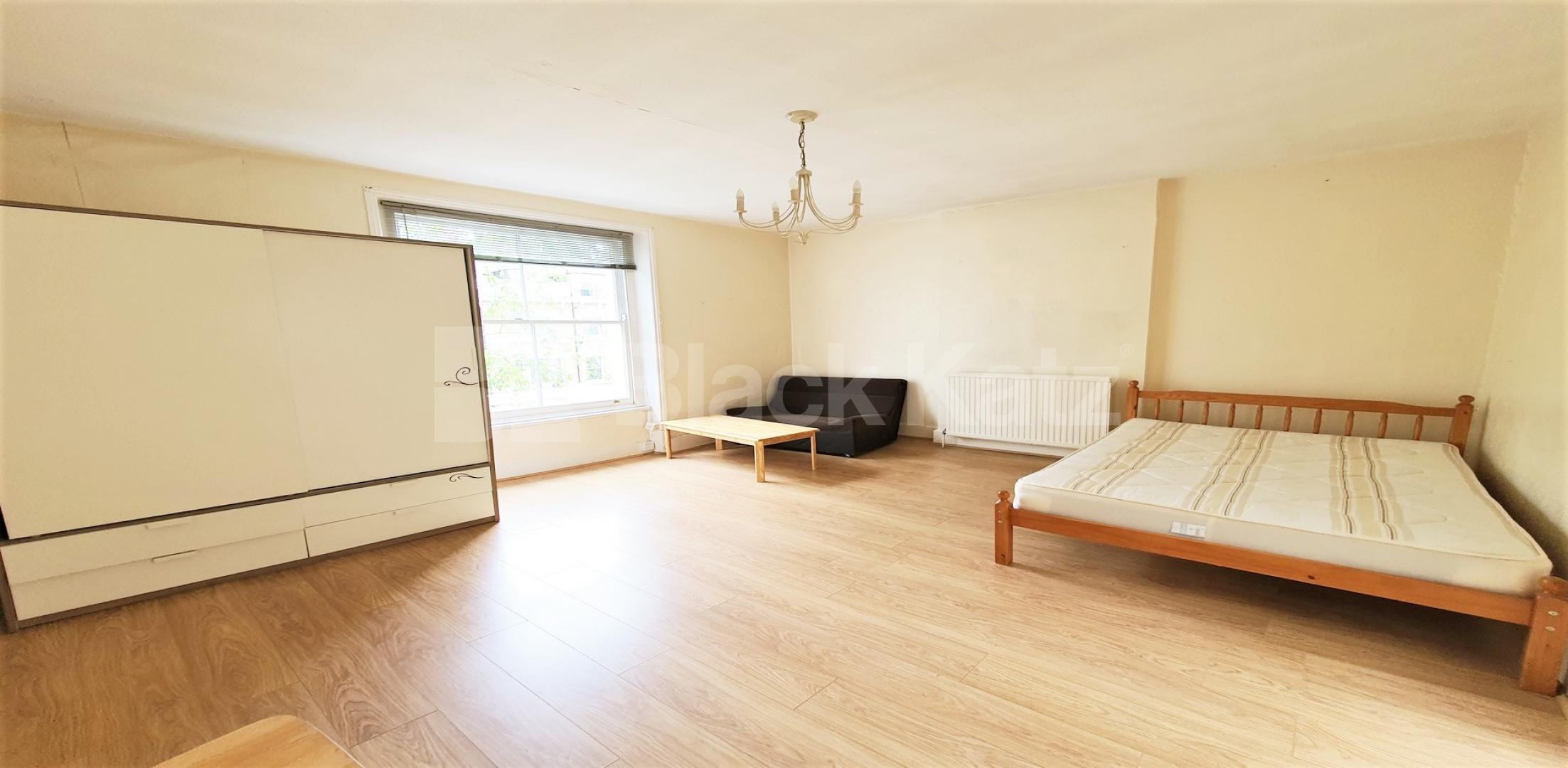 			NEW INSTRUCTION, Studio Apartment, 1 bath, 1 reception Studio			 Holland Road, Kensington Olympia 
