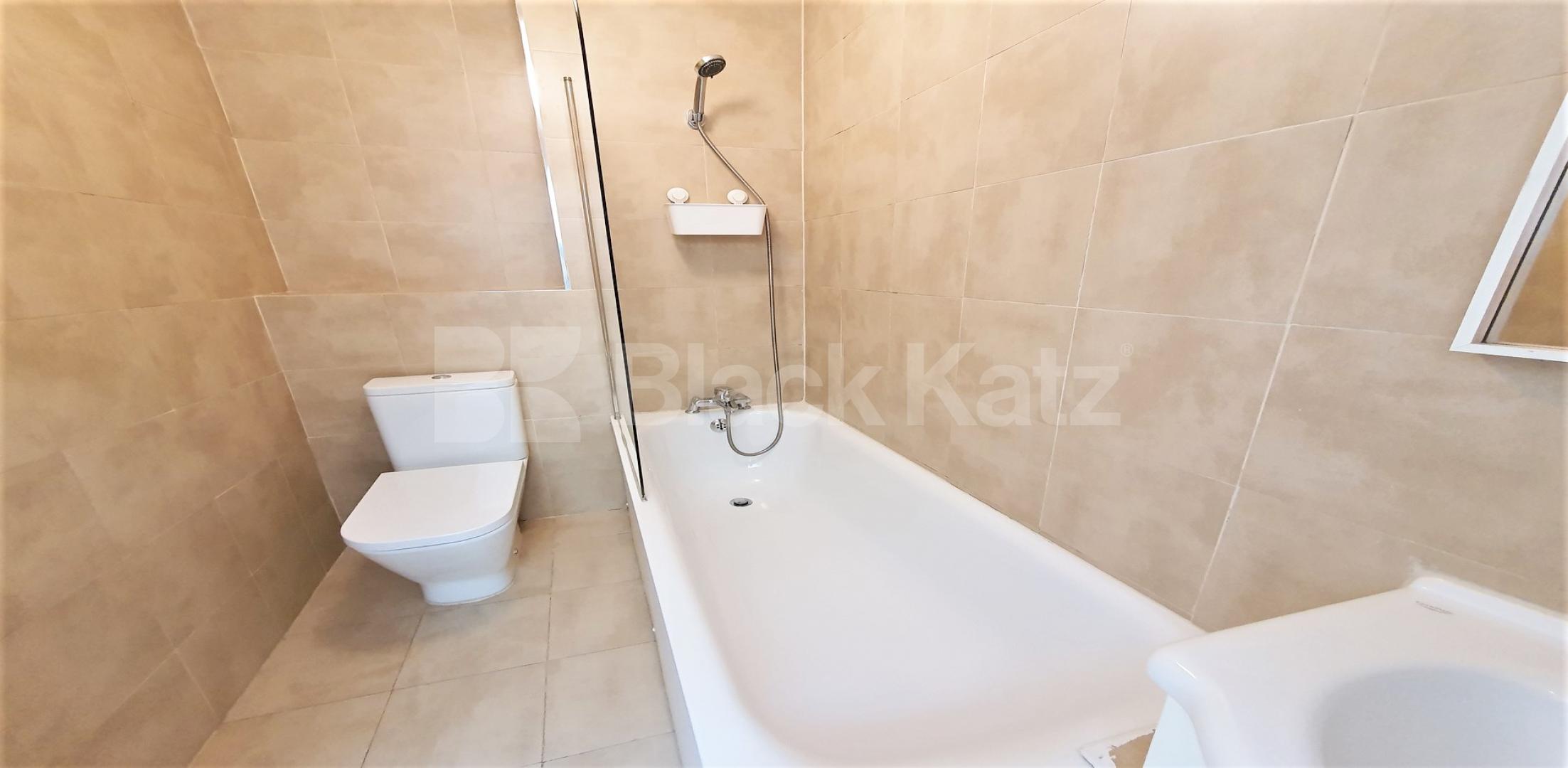 			NEW INSTRUCTION, Studio Apartment, 1 bath, 1 reception Studio			 Holland Road, Kensington Olympia 