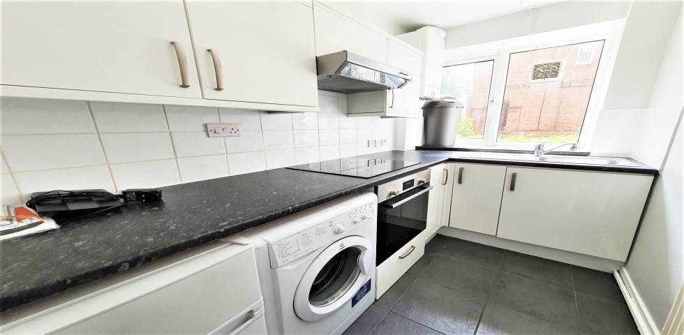 			1 Bedroom, 1 bath, 1 reception Apartment			 Fellows Road, SWISS COTTAGE