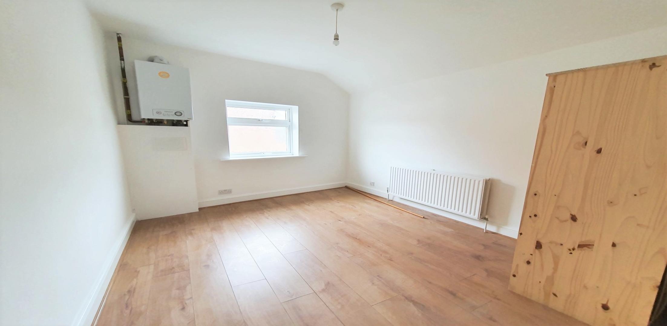 			1 Bedroom, 1 bath, 1 reception Flat			 Station Road, Edgware
