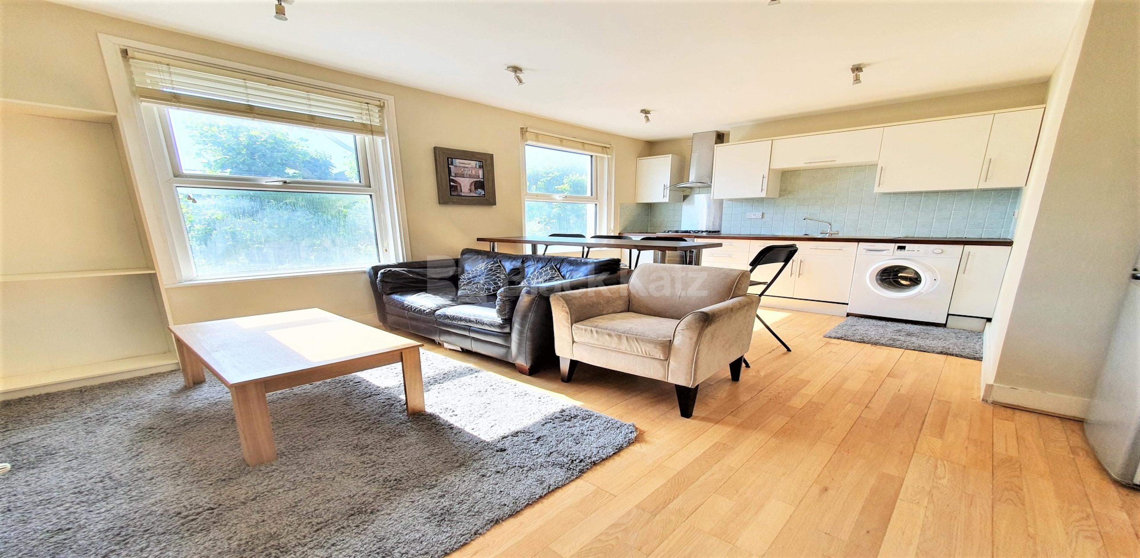 Wonderful Garden Apartment Bamborough Gardens , Shepherds Bush W12