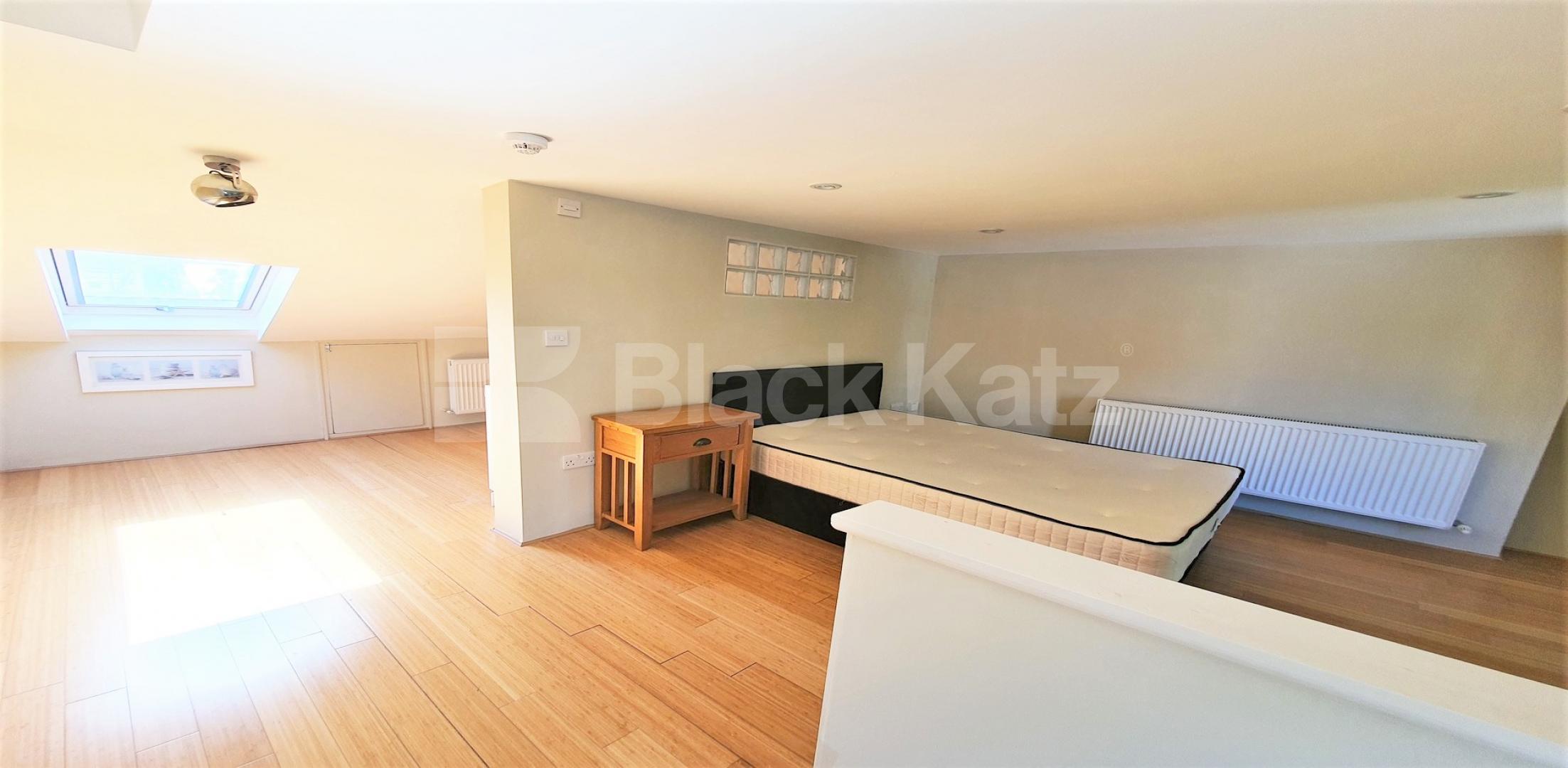 Wonderful Garden Apartment Bamborough Gardens , Shepherds Bush