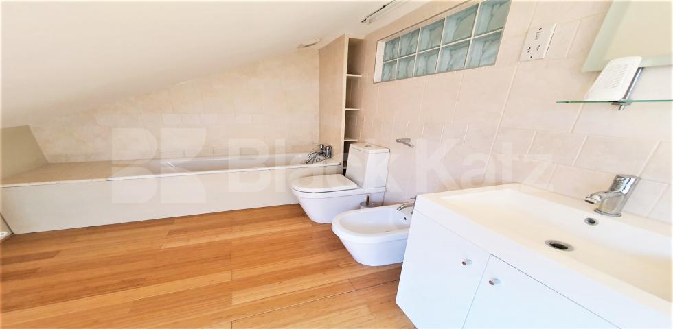 Wonderful Garden Apartment Bamborough Gardens , Shepherds Bush