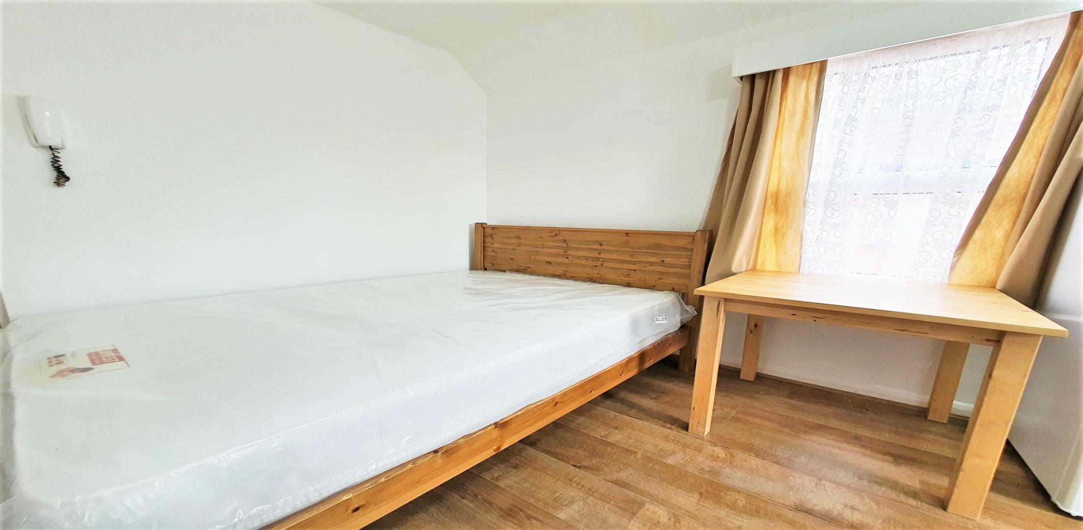 			HEATING & HOT WATER INCLUDED, Studio Apartment, 1 bath, 1 reception Apartment			 Ash Grove , CRICKLEWOOD