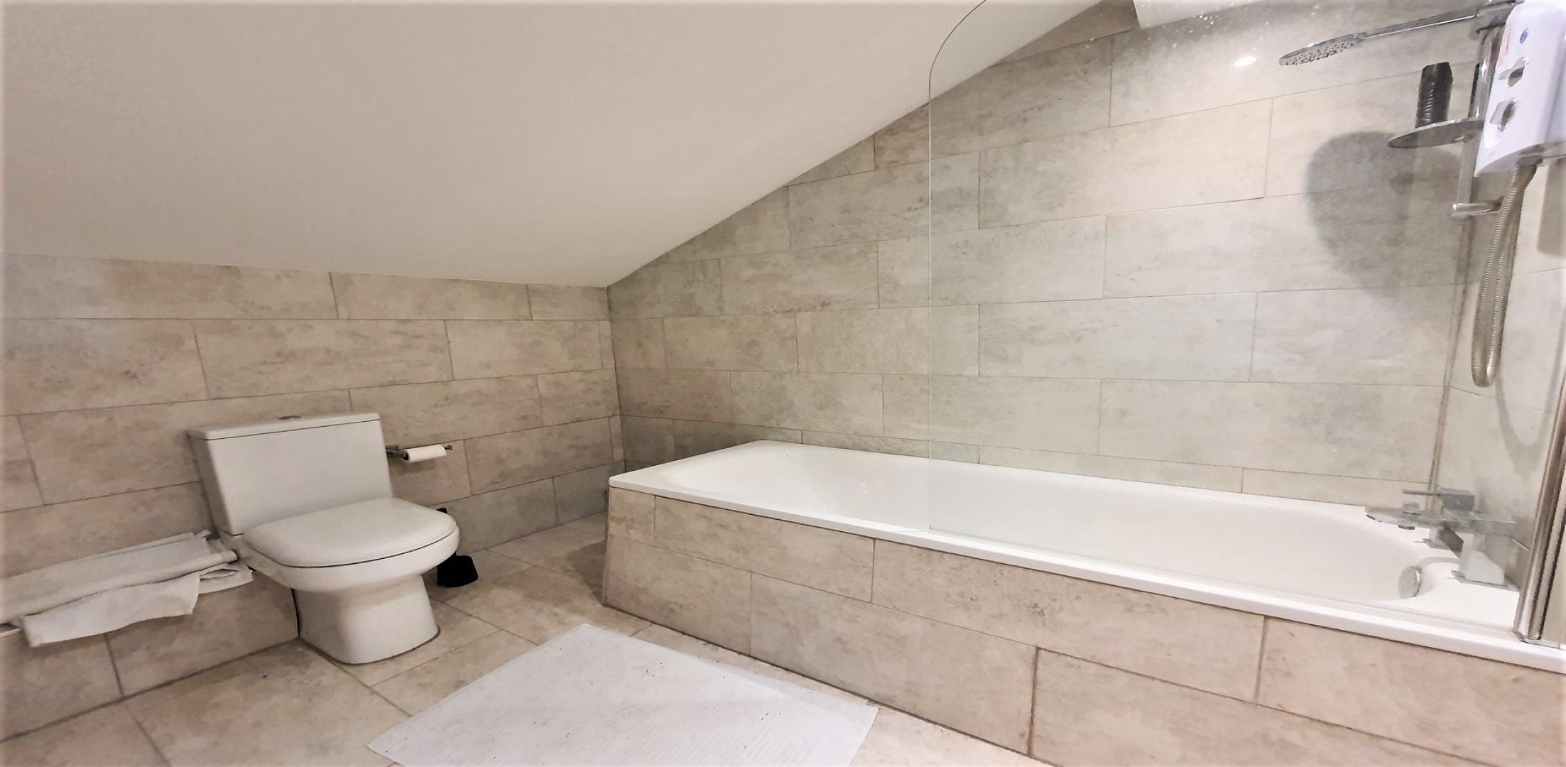 			3 Bedroom, 3 bath, 1 reception Apartment			 Iverson Road, WEST HAMPSTEAD