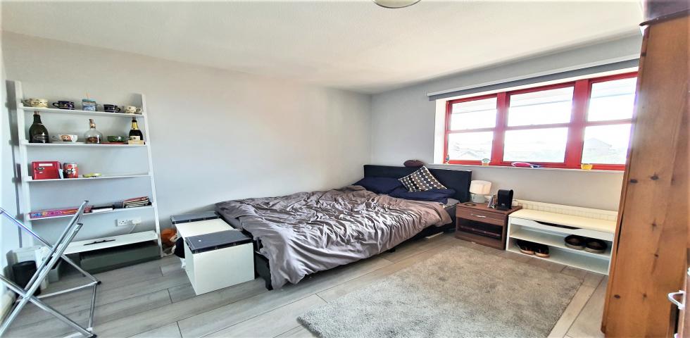 			3 Bedroom, 3 bath, 1 reception Apartment			 Iverson Road, WEST HAMPSTEAD
