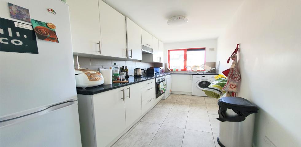 			3 Bedroom, 3 bath, 1 reception Apartment			 Iverson Road, WEST HAMPSTEAD