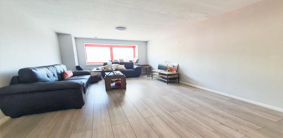 			3 Bedroom, 3 bath, 1 reception Apartment			 Iverson Road, WEST HAMPSTEAD