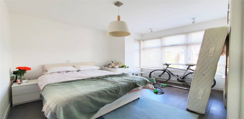 Modern Apartment With Private Balcony Dyne Road, Kilburn