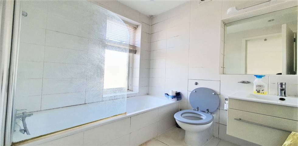 Modern Apartment With Private Balcony Dyne Road, Kilburn