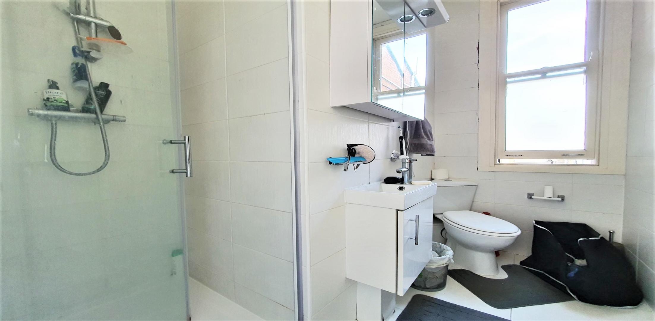 Modern Apartment With Private Balcony Dyne Road, Kilburn