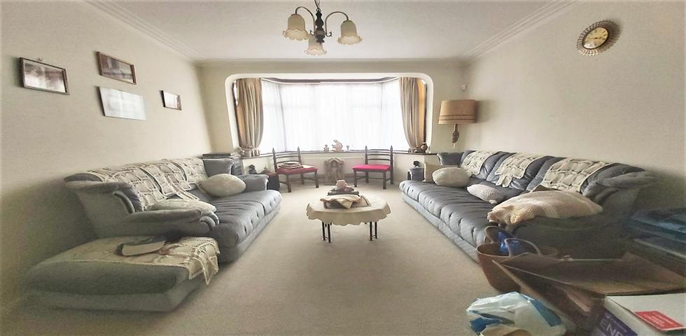 			3 Bedroom, 1 bath, 1 reception Semi-Detached House			 Charmian Avenue, QUEENSBURY