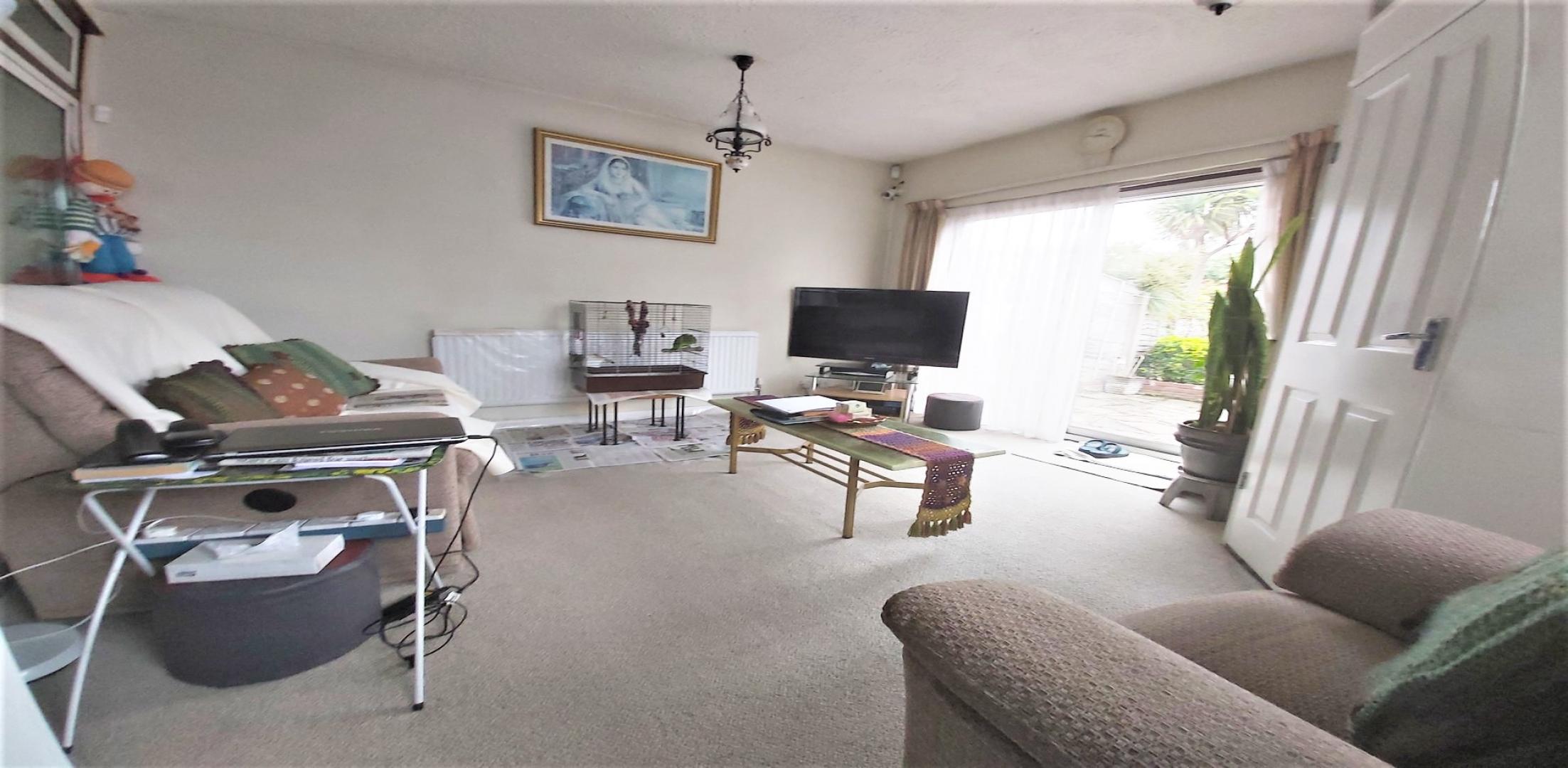 			3 Bedroom, 1 bath, 1 reception Semi-Detached House			 Charmian Avenue, QUEENSBURY