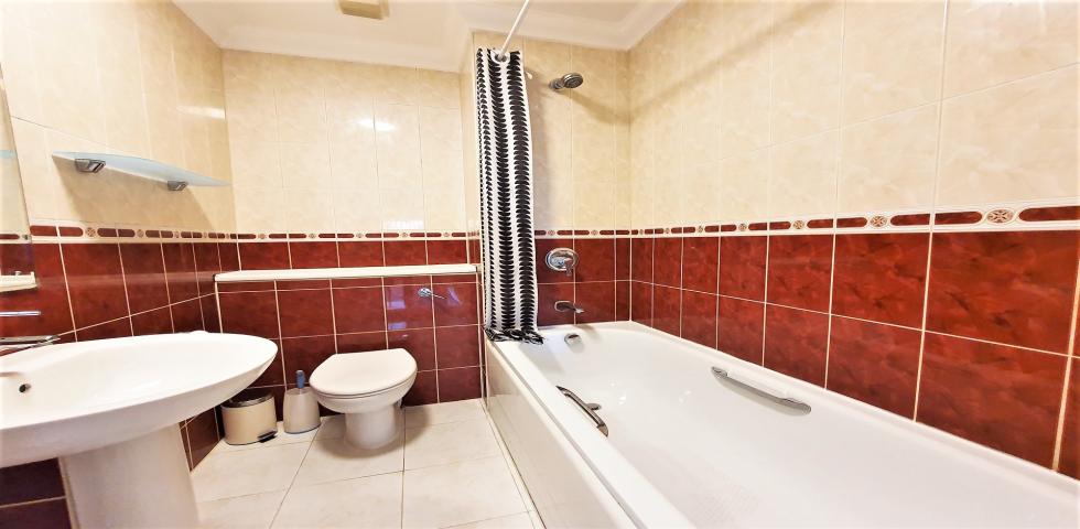 Modern Apartment Cedar Lodge, Exeter Road , Kilburn