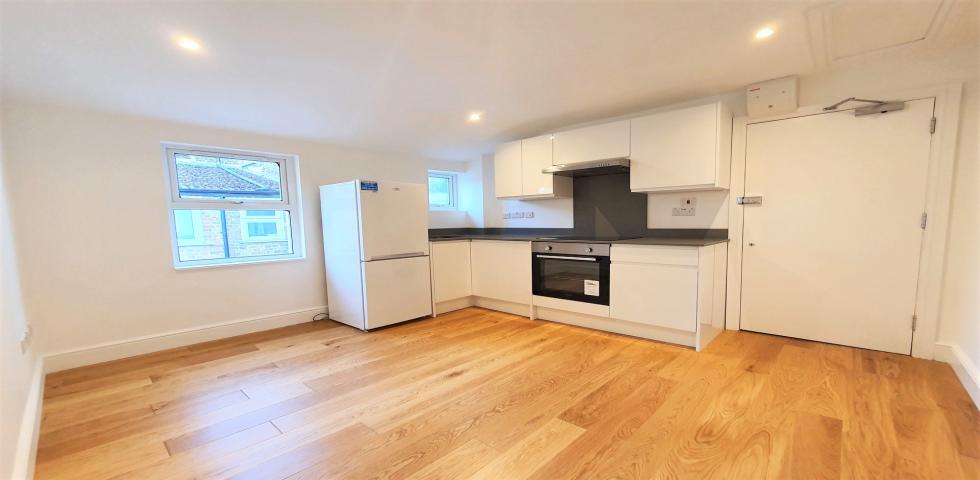 			1 Bedroom, 1 bath, 1 reception Apartment			 Agamemnon Road, WEST HAMPSTEAD