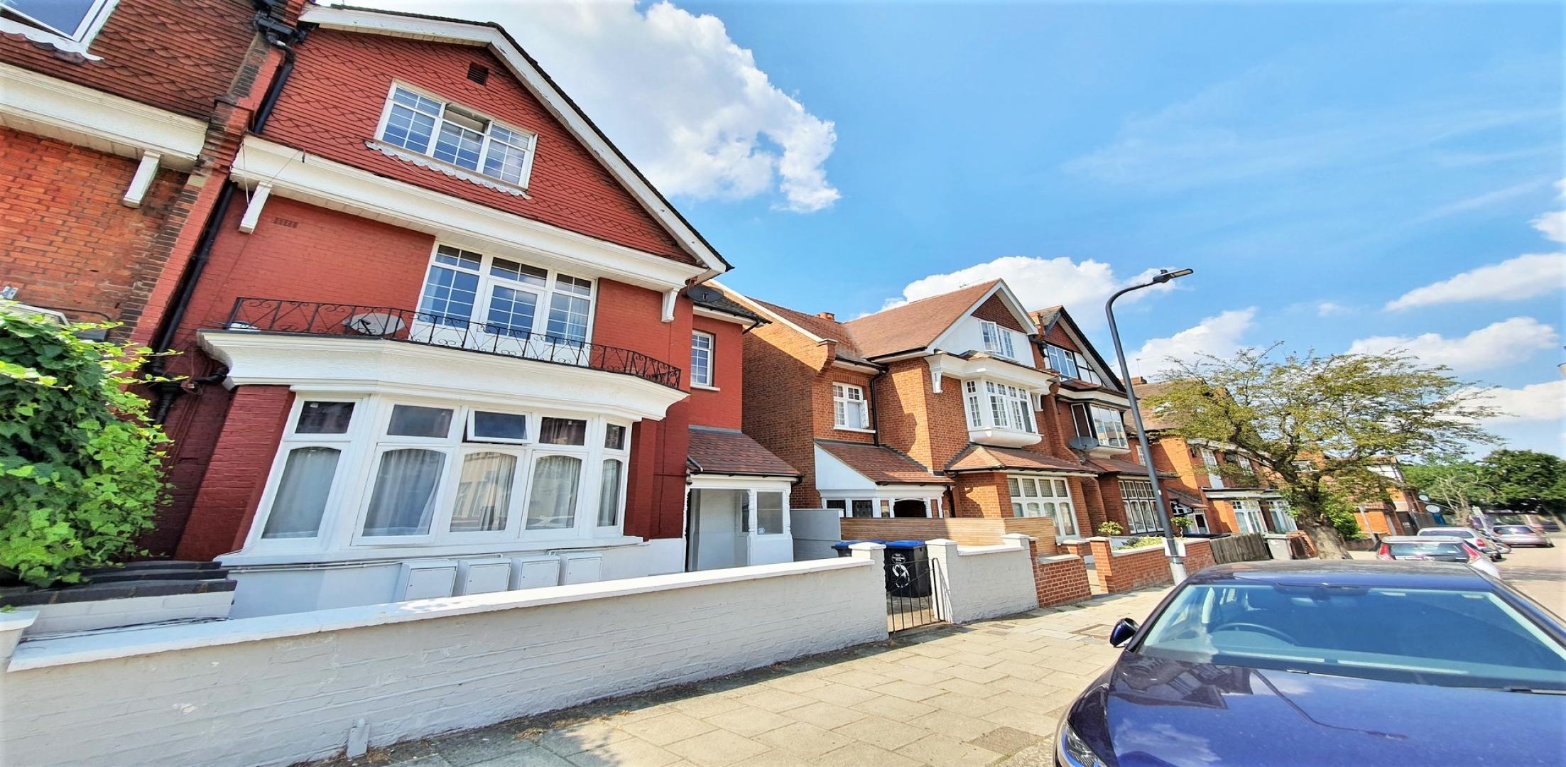 Suitable For Sharers Heathfield Park, Willesden Green