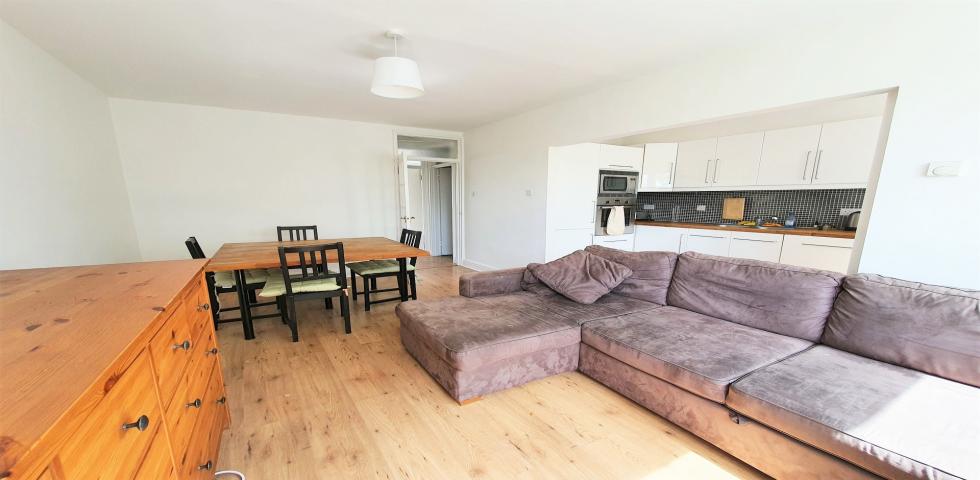 			1 Bedroom, 1 bath, 1 reception Flat			 New End Square, HAMPSTEAD